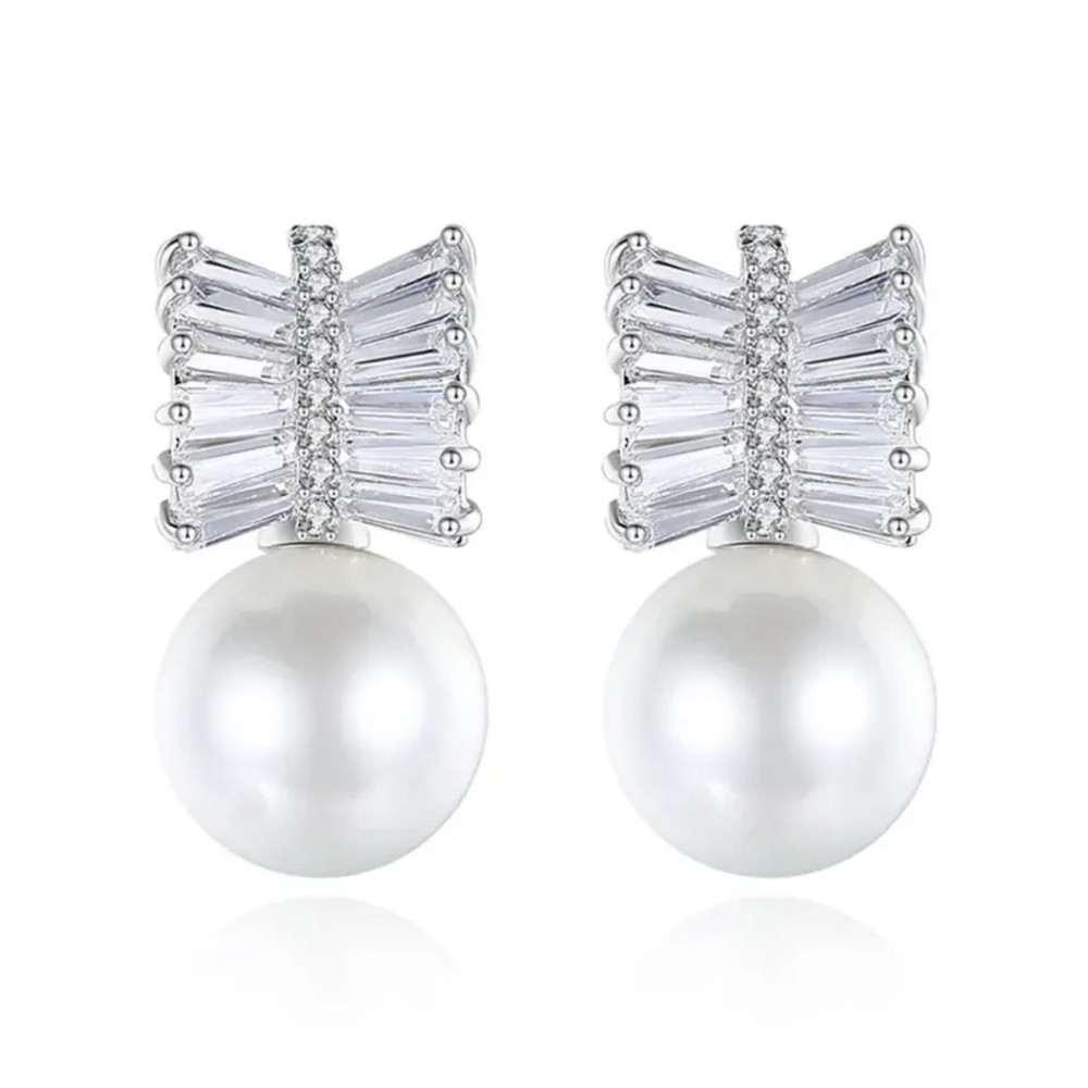 MEGHAN EARRINGS